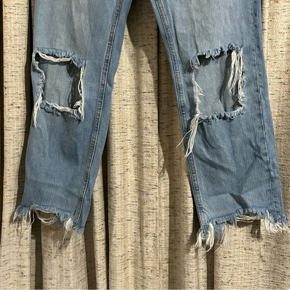 We The Free - Free People Maggie Ripped Crop Straight Jeans - 26 - Picture 4 of 10